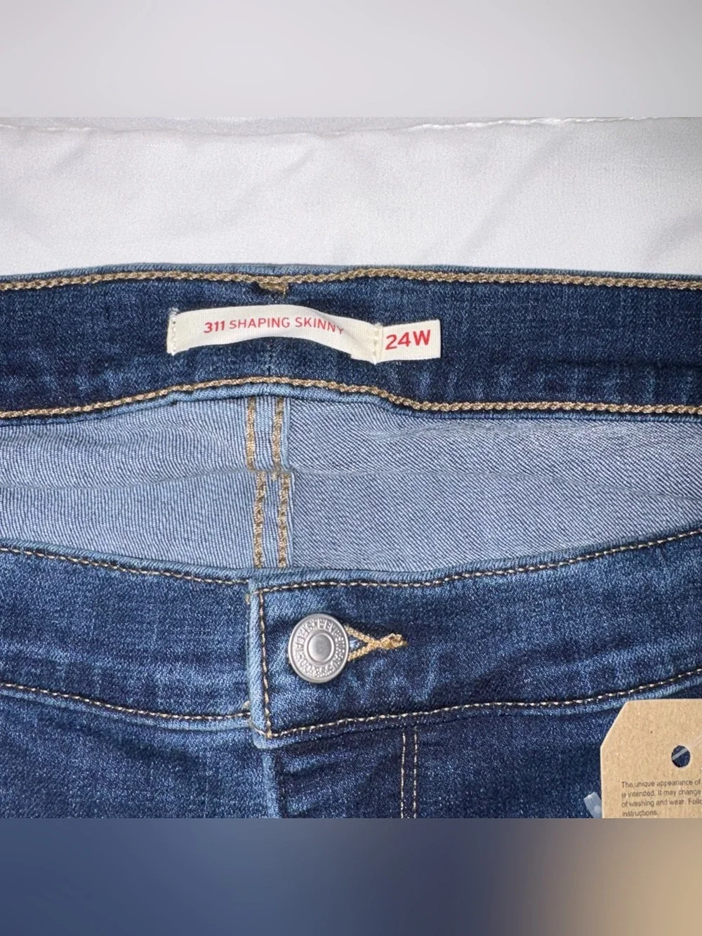 New! LEVI 311 SHAPING SKINNY JEANS denim distressed holey size 24W